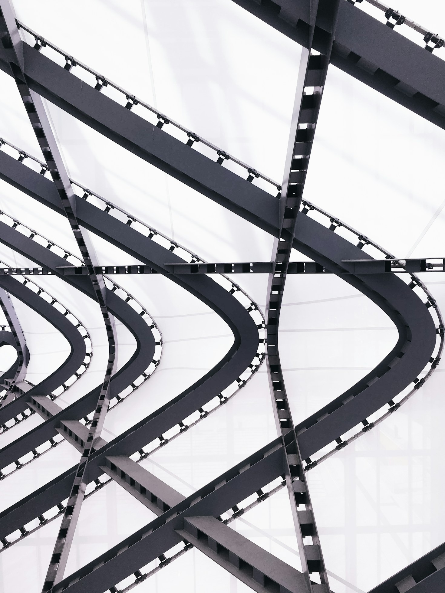 تصميم الهياكل المعدنية: فن وعلم